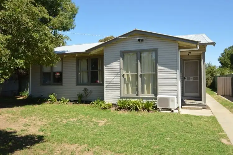 Main view of Homely house listing, 10 Manley Crescent, Wangaratta VIC 3677