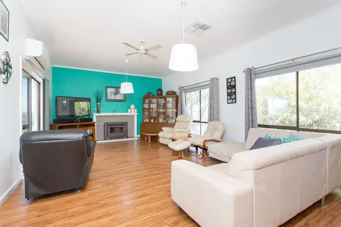 Fifth view of Homely house listing, 14 Sturt Highway, Cullulleraine VIC 3496