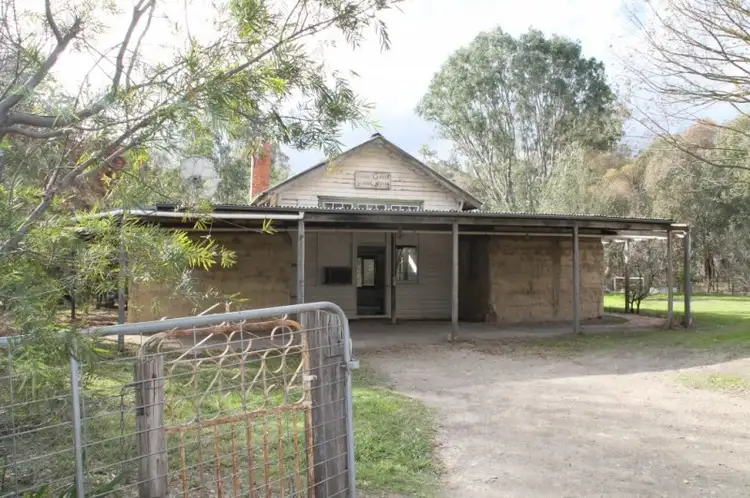 883 Oxley-Meadow Creek Road, Meadow Creek VIC 3678