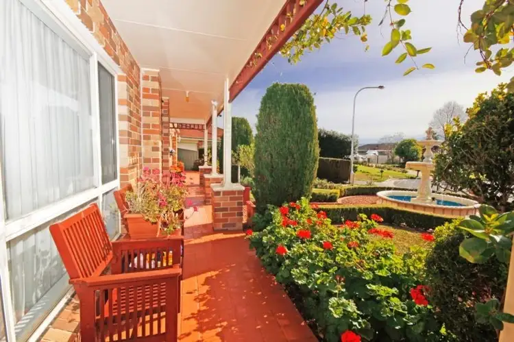 Second view of Homely house listing, 6 Victoria Place, Richmond NSW 2753