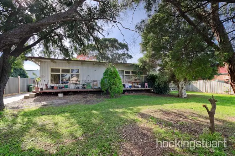 16 Bentley Road, Mccrae VIC 3938