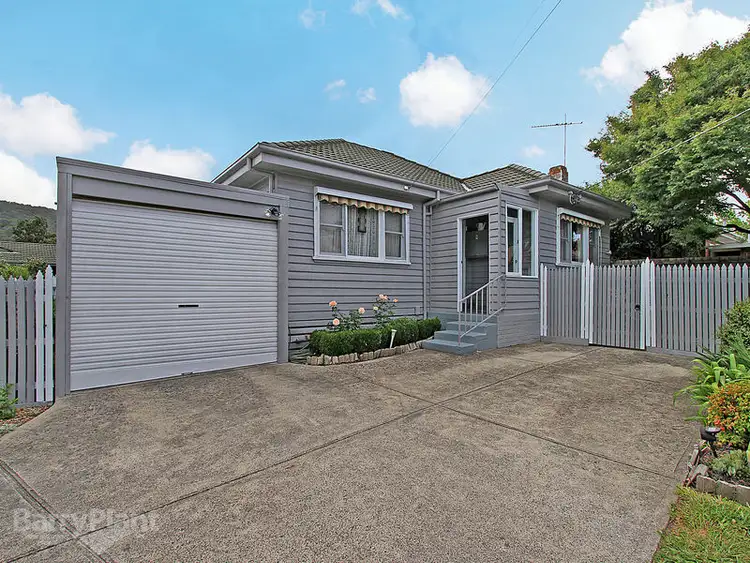 1/3 Halley Road, Ferntree Gully VIC 3156