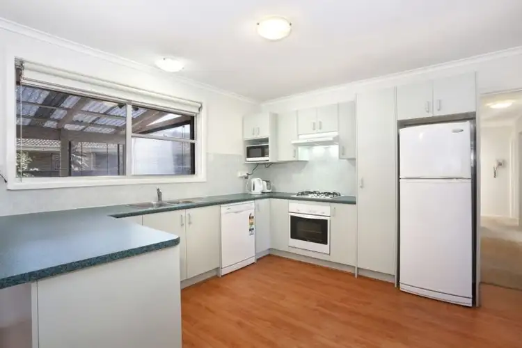 Fifth view of Homely house listing, 2 Thorpdale Avenue, Coolaroo VIC 3048