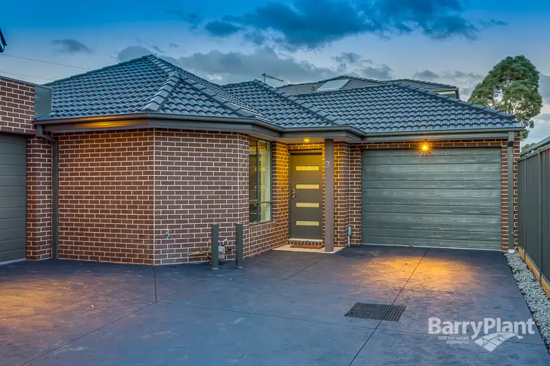 Main view of Homely unit listing, 3/48 Wanaka Drive, Taylors Lakes VIC 3038