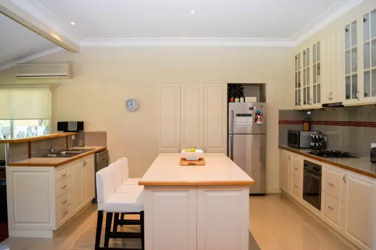 Second view of Homely house listing, 5 Steane Street, Wangaratta VIC 3677