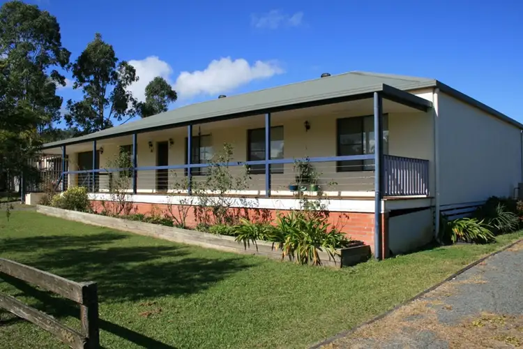 8 Nicholls Street, Stroud NSW 2425