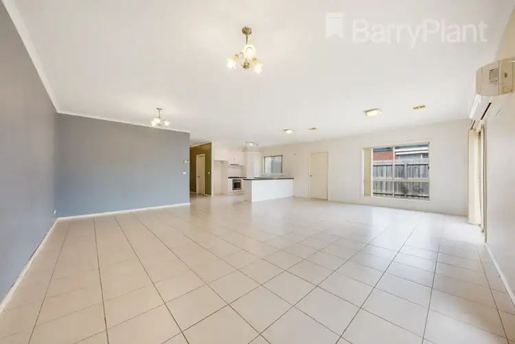 Fifth view of Homely house listing, 31 Egan Close, Werribee VIC 3030