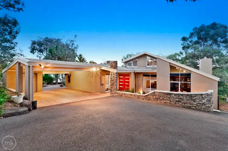 13 Woodhill Close, Research VIC 3095