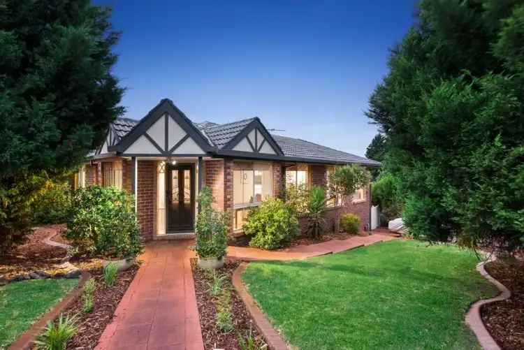 8 Ovata Close, Yallambie VIC 3085