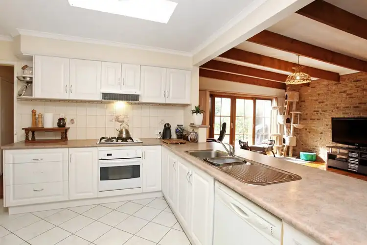 Sixth view of Homely house listing, 38 Beresford Crescent, Gladstone Park VIC 3043
