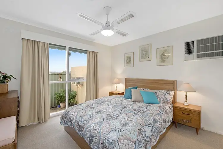 Sixth view of Homely house listing, 4 Outlook Rise, Bundoora VIC 3083
