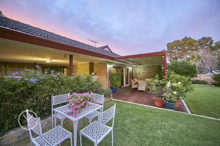 17 Clive Street, Bicton WA 6157