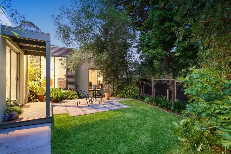1/38 Loughnan Road, Ringwood North VIC 3134