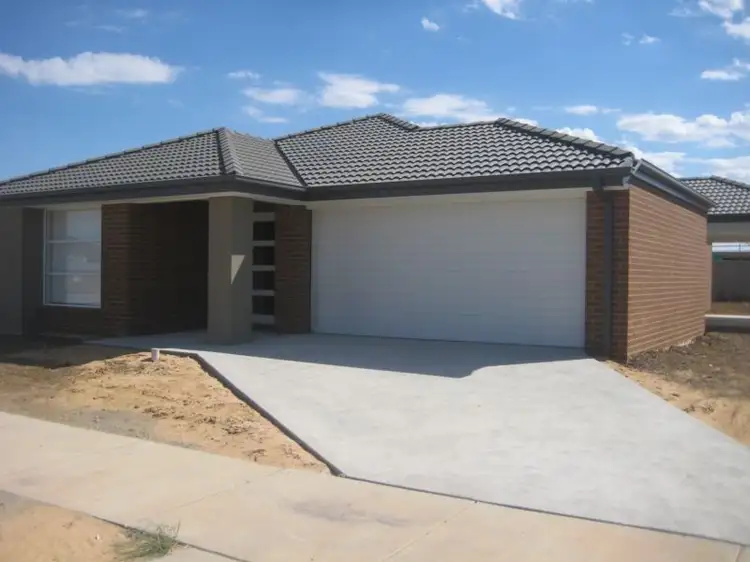 9 Eakin Street, Echuca VIC 3564
