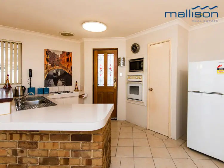 Sixth view of Homely house listing, 10 Firefalls Close, Huntingdale WA 6110
