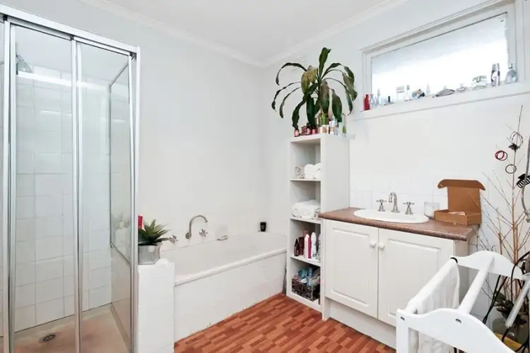 Fifth view of Homely unit listing, 2/1 Smeaton Avenue, Hoppers Crossing VIC 3029