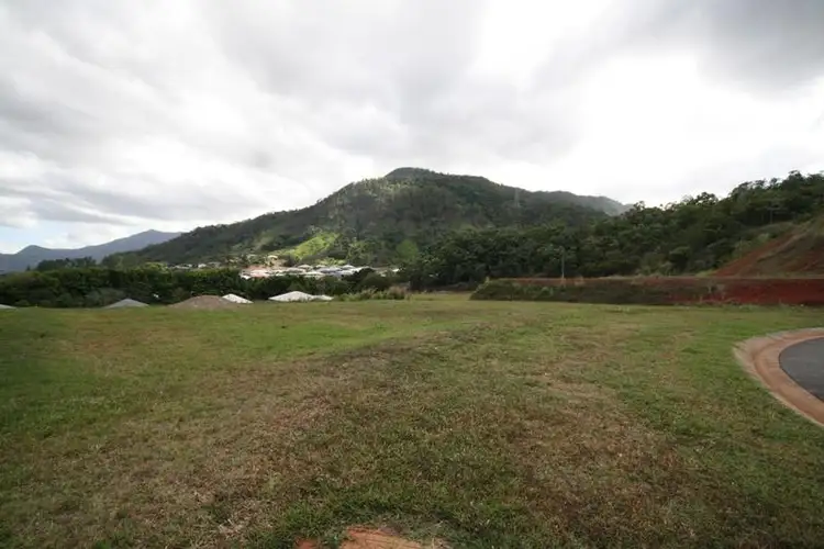 13 Bronzewing Close, Woree QLD 4868