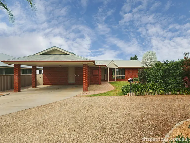 19 Bristol Street, Collingullie NSW 2650