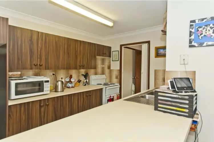 Fifth view of Homely house listing, 11 Oldfield Close, Raymond Terrace NSW 2324