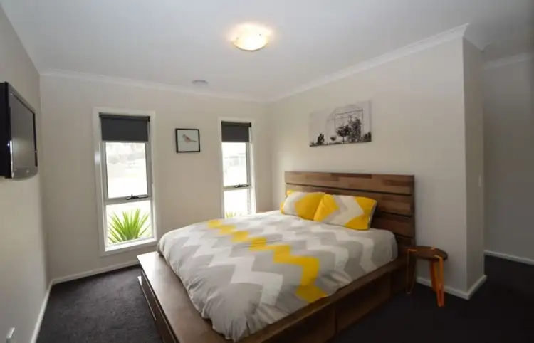 Sixth view of Homely house listing, 15 Nambrok Crescent, Wangaratta VIC 3677