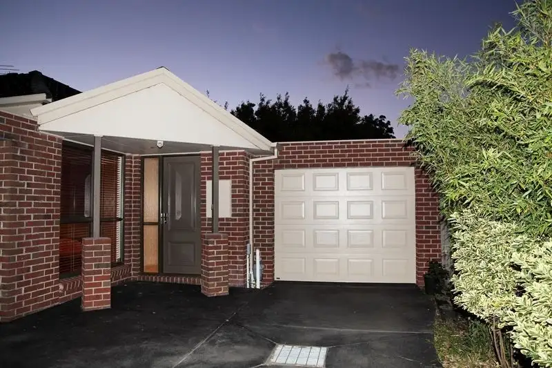 Main view of Homely unit listing, 2/15 Collins Street, Ormond VIC 3204