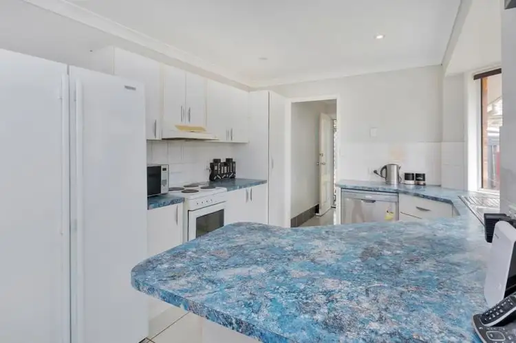 Fifth view of Homely house listing, 4 Kelso Close, Yamanto QLD 4305