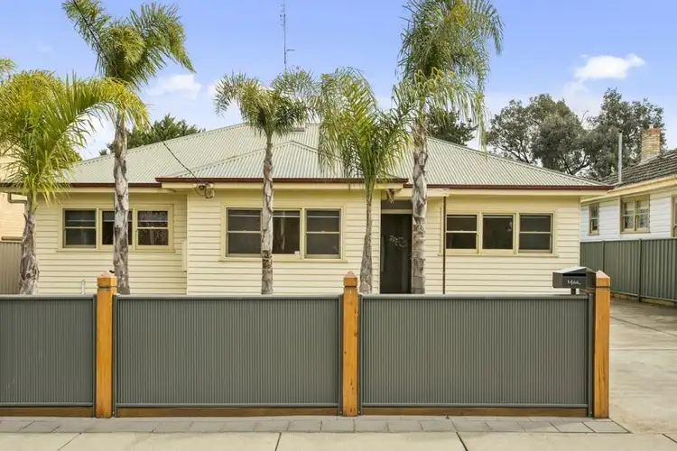 52 Adam Street, Golden Square VIC 3555