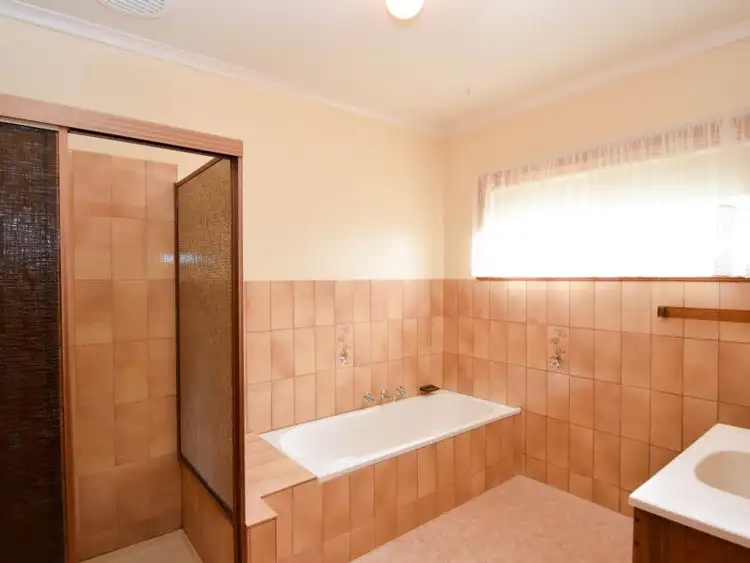 Sixth view of Homely house listing, 17 Hulme Drive, Wangaratta VIC 3677