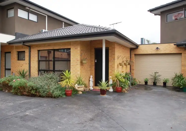 3/55 Emu Parade, Jacana VIC 3047