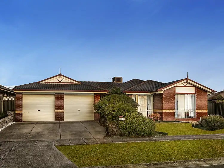 11 Billabong Court, Burnside VIC 3023