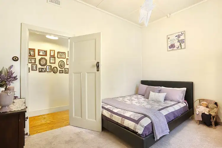 Fifth view of Homely house listing, 10 Chapman Street, Sunshine VIC 3020