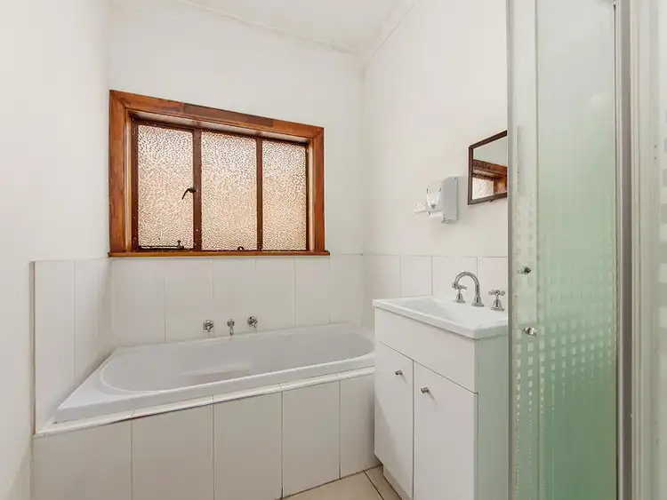Fifth view of Homely house listing, 16 Marsden Crescent, St Albans VIC 3021
