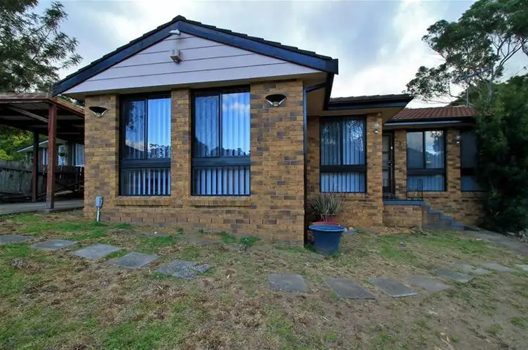 123 Helicia Road, Macquarie Fields NSW 2564