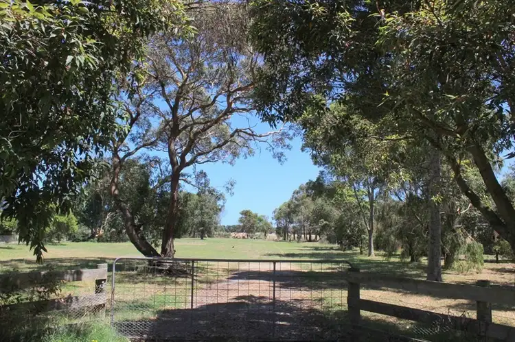 17 SCHOOL ROAD, Tarwin Lower VIC 3956