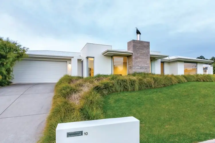 10 Whykes Avenue, Buninyong VIC 3357