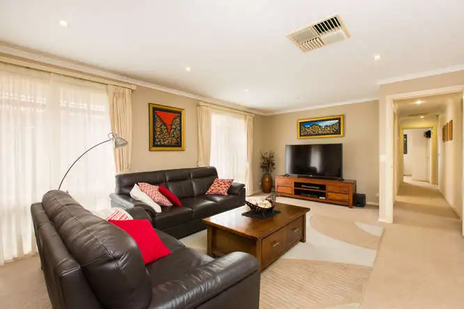 Sixth view of Homely house listing, 5 Merle Court, Mildura VIC 3500