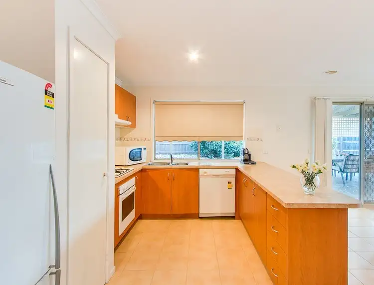 Seventh view of Homely house listing, 27 Toulouse Crescent, Hoppers Crossing VIC 3029
