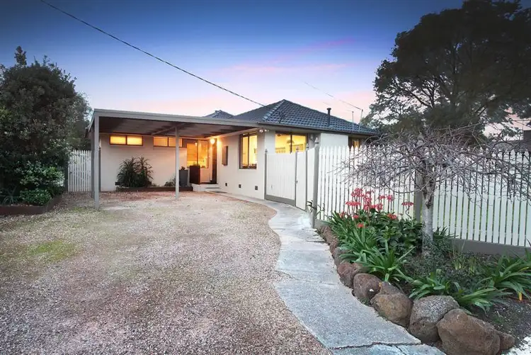 3 Katrina Drive, Gladstone Park VIC 3043