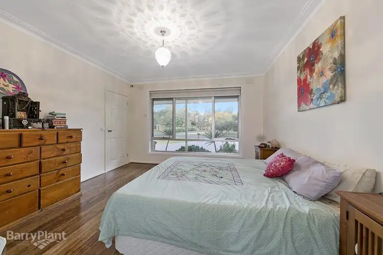 Fifth view of Homely house listing, 5 Grantchester Road, Narre Warren North VIC 3804