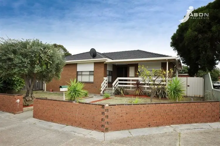 5 Tangemere Avenue, Tullamarine VIC 3043