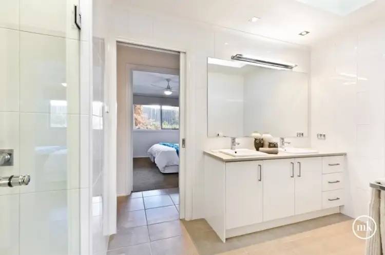 Fourth view of Homely unit listing, 2/42 Shalbury Avenue, Eltham VIC 3095