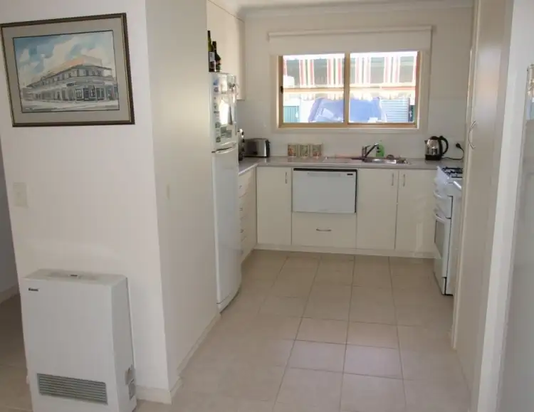 Third view of Homely unit listing, 2c Phillipson Street, Wangaratta VIC 3677