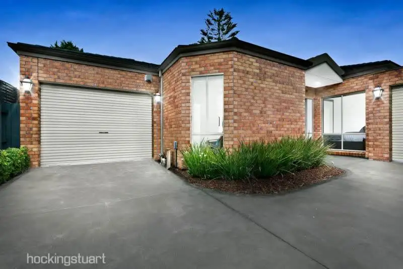 Main view of Homely townhouse listing, 2/10 Thana Street, Bentleigh East VIC 3165