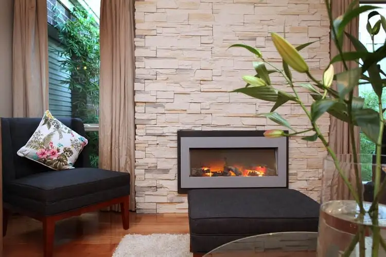 Sixth view of Homely house listing, 8 Collyer Court, Attwood VIC 3049