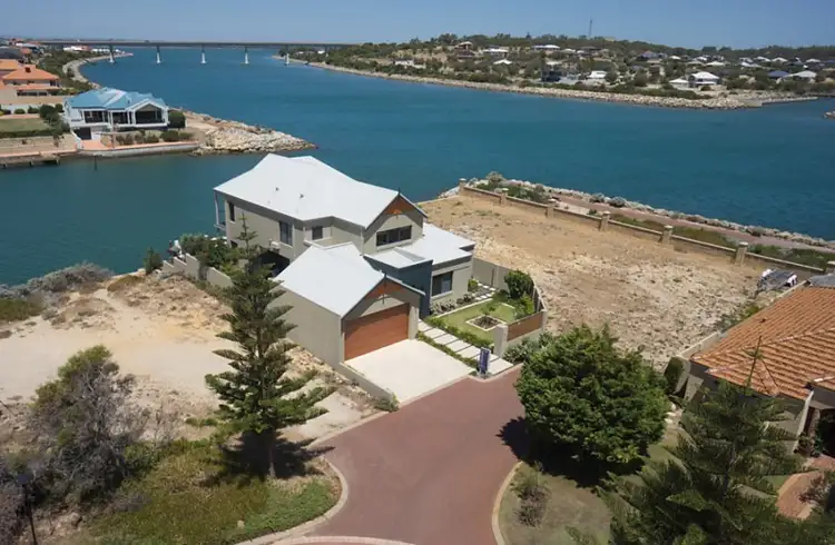 Sixth view of Homely house listing, 90 Voyager Close, Wannanup WA 6210