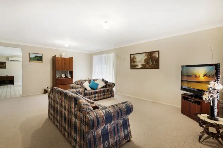 Fifth view of Homely house listing, 4 Hawthorne Close, Toronto NSW 2283
