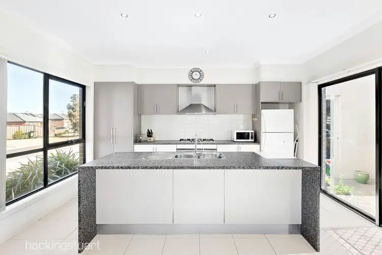 Third view of Homely house listing, 2 Ravenwoods Way, Craigieburn VIC 3064