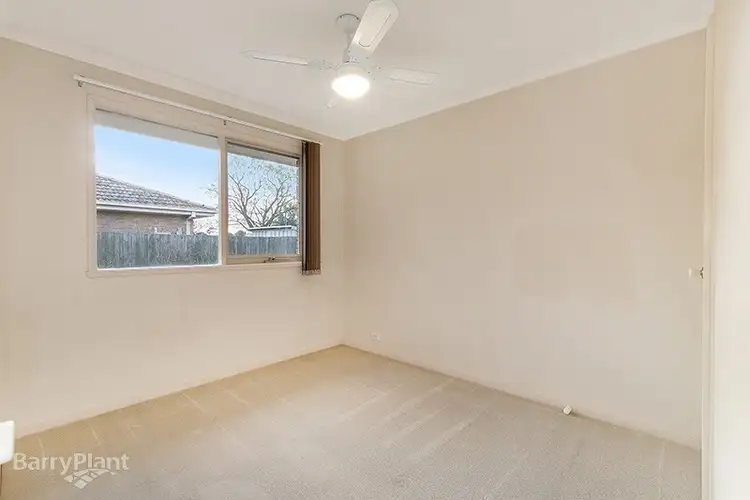 Seventh view of Homely house listing, 4 Fusco Terrace, Berwick VIC 3806