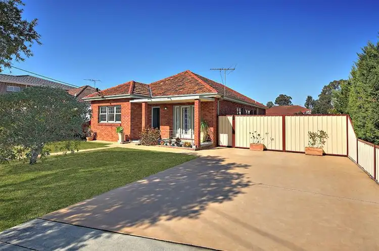 15 Atkinson Avenue, Padstow NSW 2211