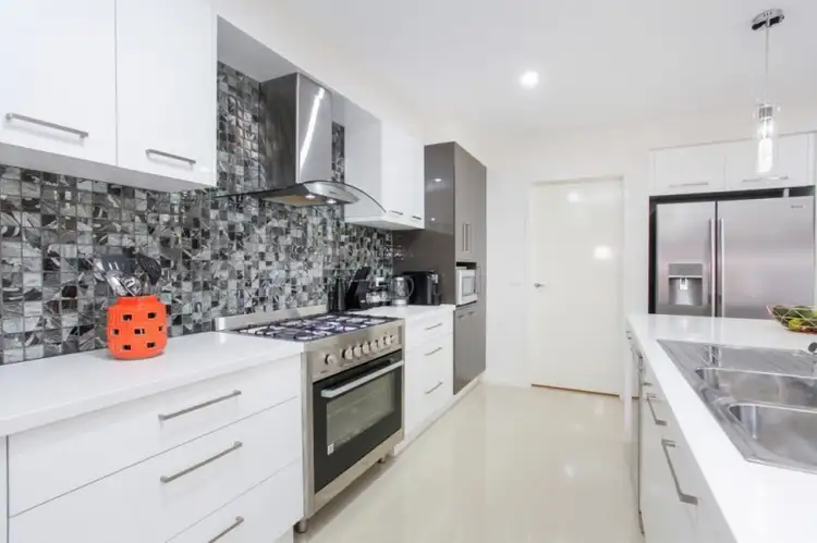Fifth view of Homely house listing, 6 Bloom Avenue, Greenvale VIC 3059